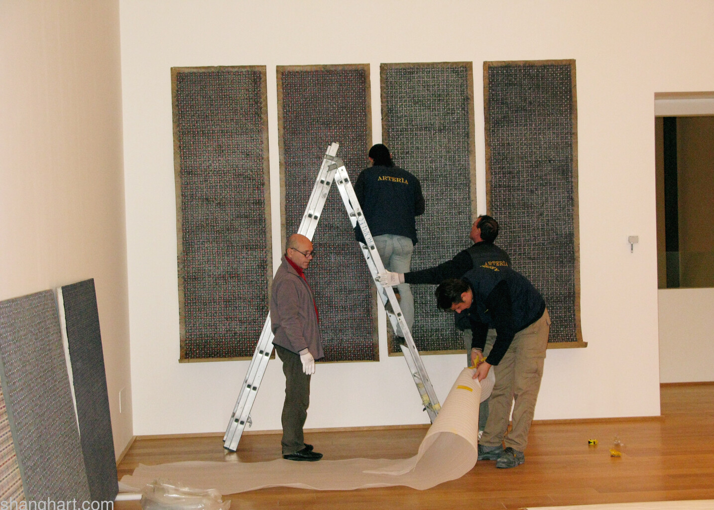 under construction 2