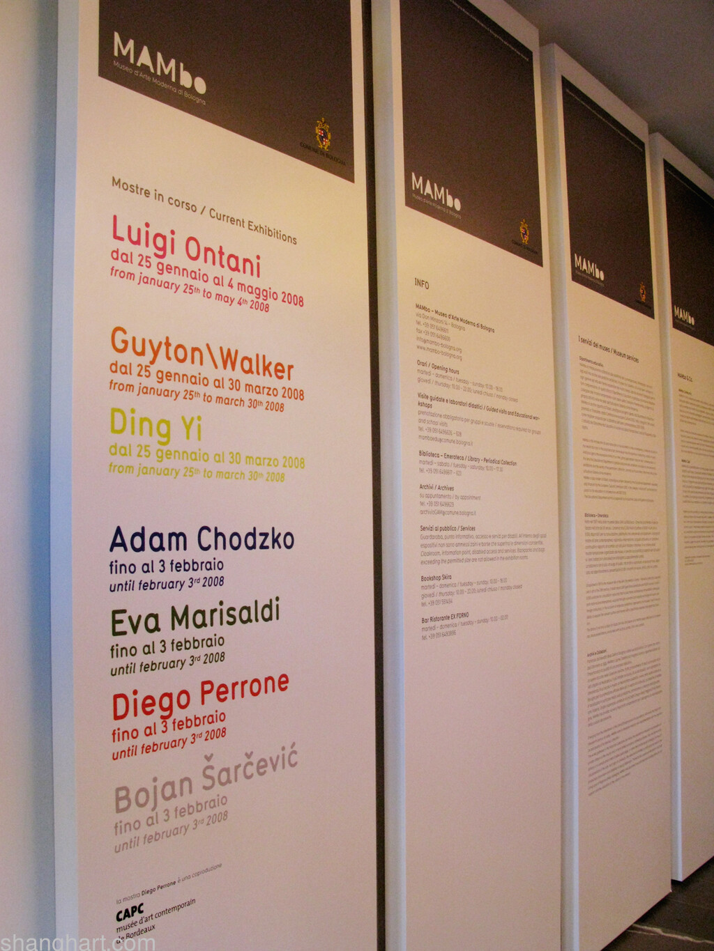 The sign in the Museo d'Arte Moderna di Bologna --museum hall 2