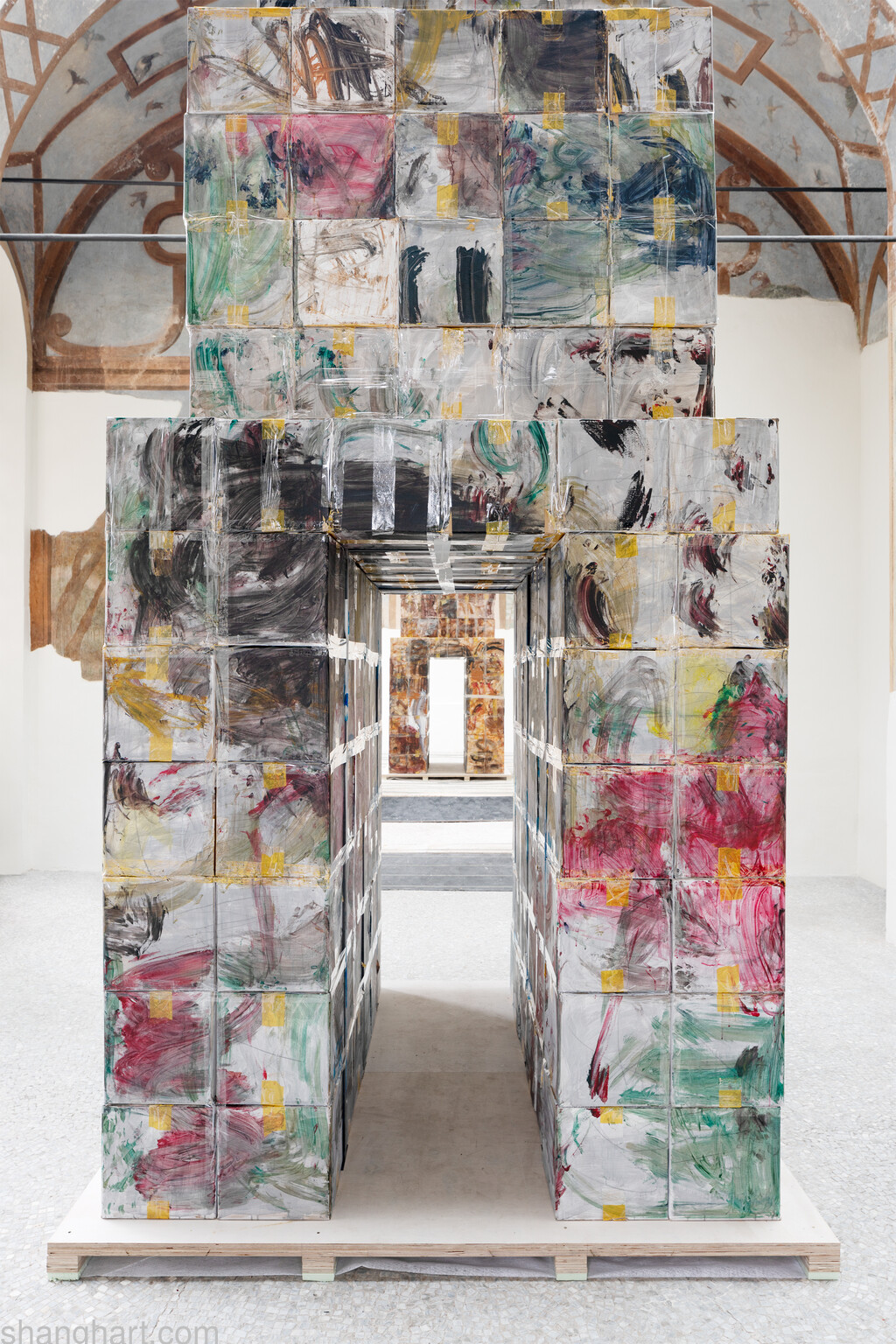 zhang_enli_Bird_Cage_Borghese_Installation View-Photo by t-space studio, courtesy of Zhang Enli, MIBAC-Galleria Borghese, Arthub