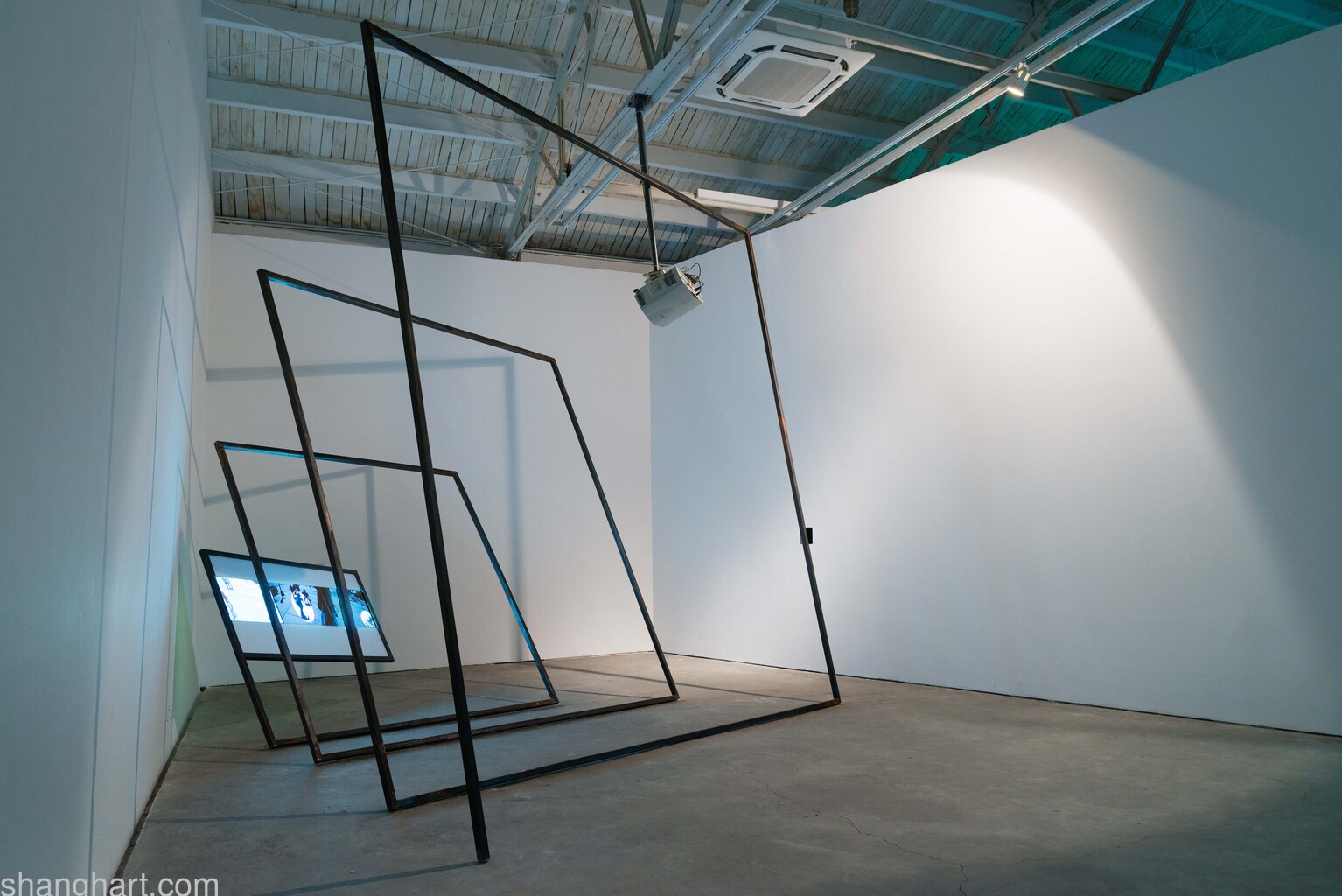installation in 2016: 370*380*380cm