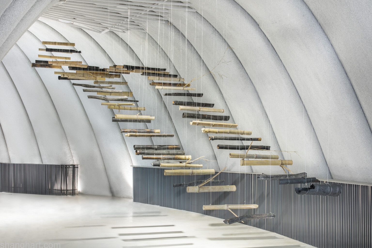 Installation view of Liang Shaoji 'Sound of Heart', Photo by JJYPHOTO, Courtesy of exhibition 'Bamboo as Method'