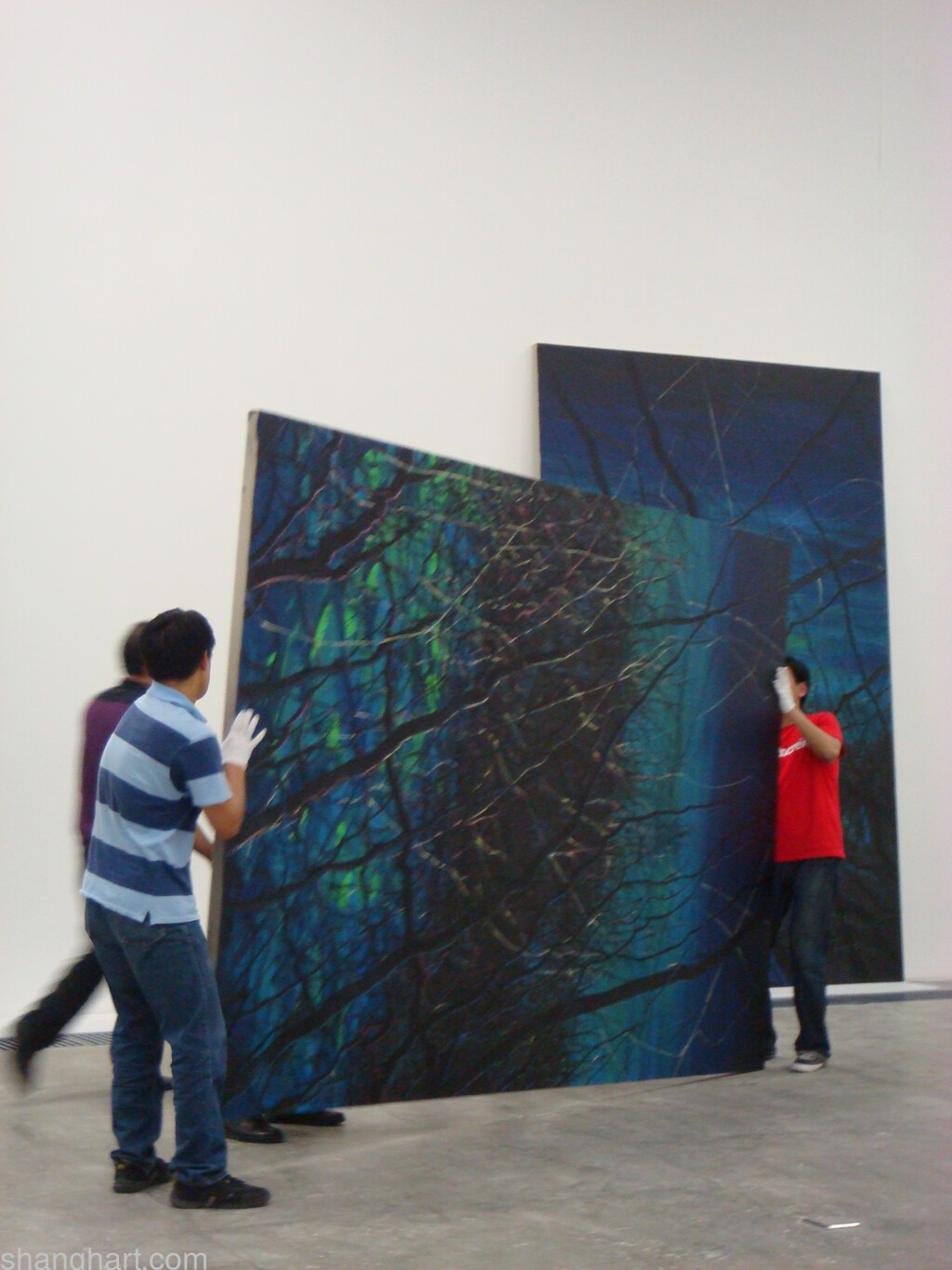 Installed the exhibition 1