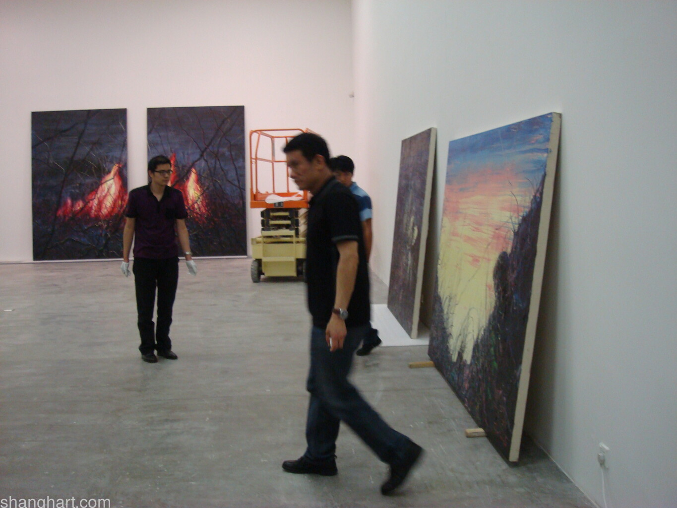 Installed the exhibition 3