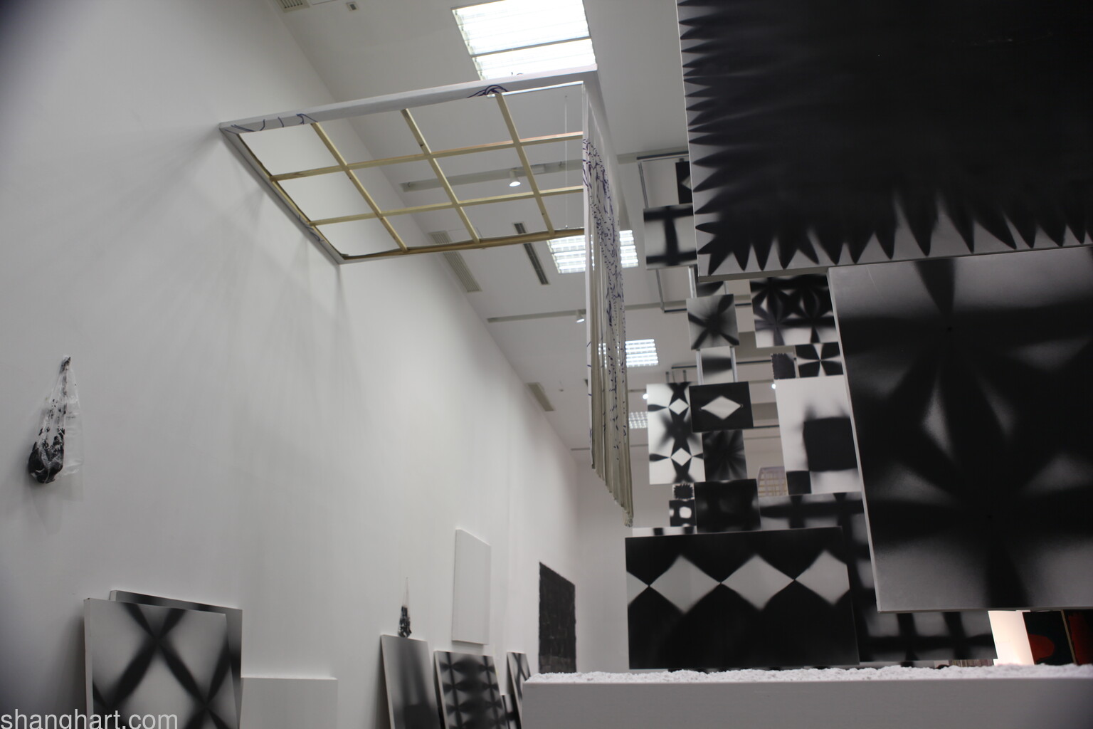 Wall:GUEST-Childhood Is the Most Perfect Readymades  Stand:MadeIn Company-Turbulent