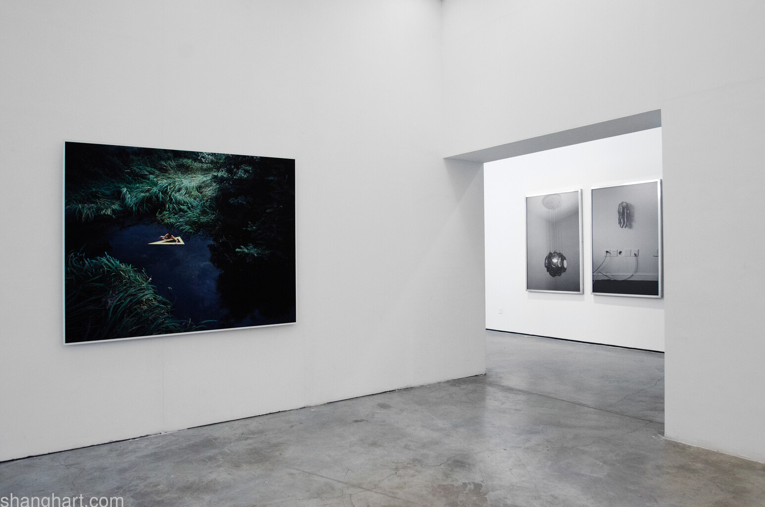 Installation View, From Left: CHENG Xiaoyun” Right-angle Turn” 2009, LAING Yue”sssssss series” 2008