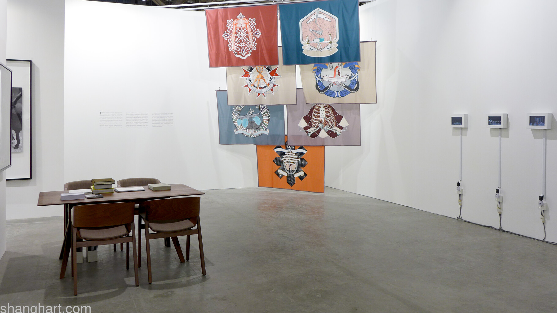 L: TANG Maohong, Exclave Con-Rehearsal Instrument, 2013   R: TANG Maohong, Exclave Con-Abide/Tool/Decayed, 2013