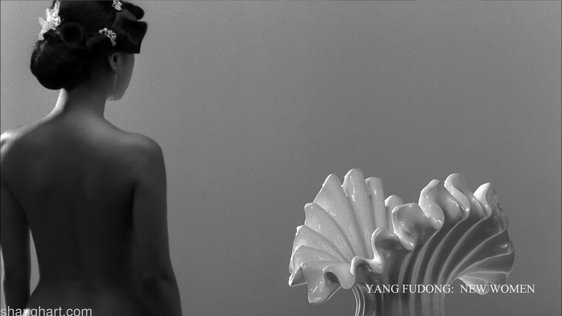 Yang Fudong, New Woman, 5-channel video installation, still image