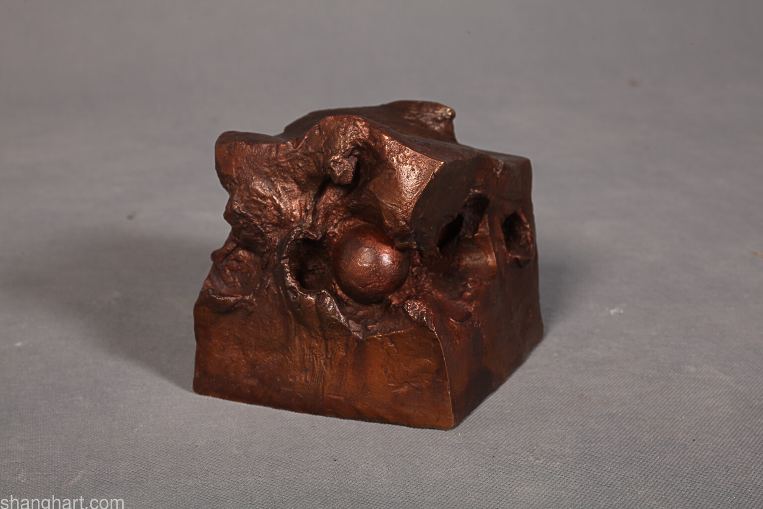 The Bitterest Sugar Melting in Front of Your Eyes, bronze, 12.8*12.6*12cm
