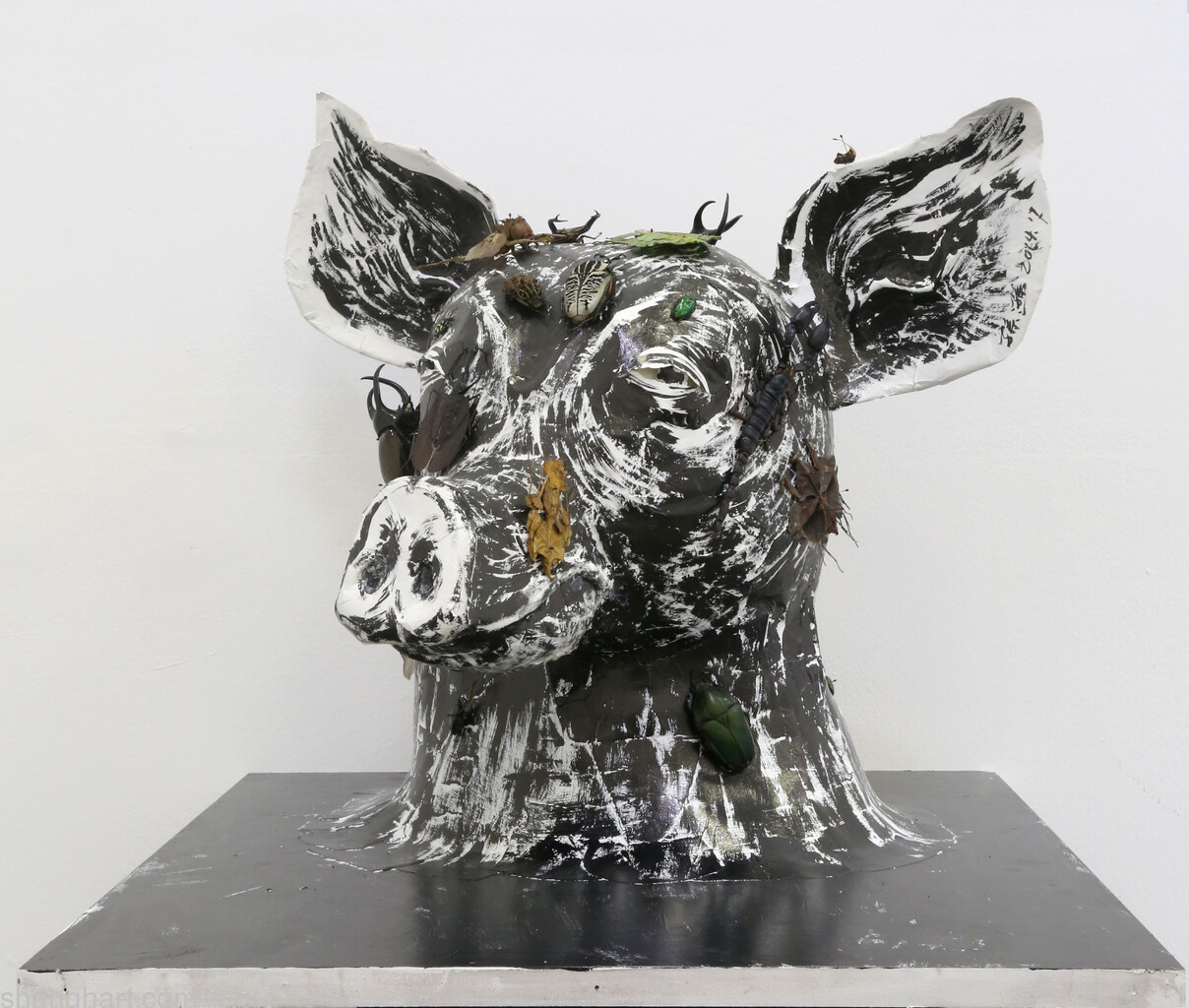 W: 90x90cm, H: 160.5cm