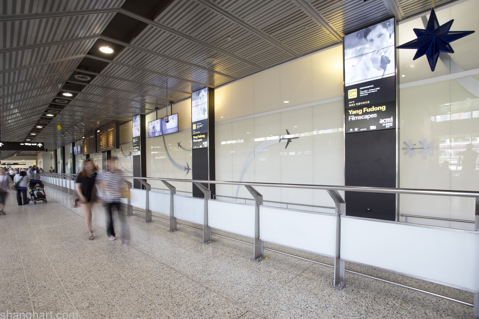 Melbourne Airport CUC Yang Fudong screens_Credit Mark Gambino