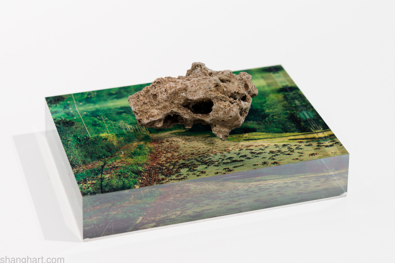 Stone 9x7x4cm